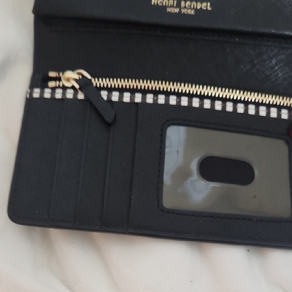 Henri Bendel Clutch Bag - Picture 5 of 9